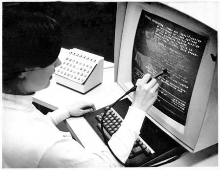 hypertext_editing_system_console_brown_universty_1969.jpg